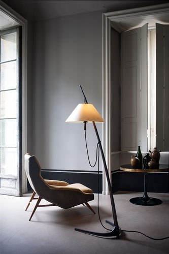 Dornstab floor lamp